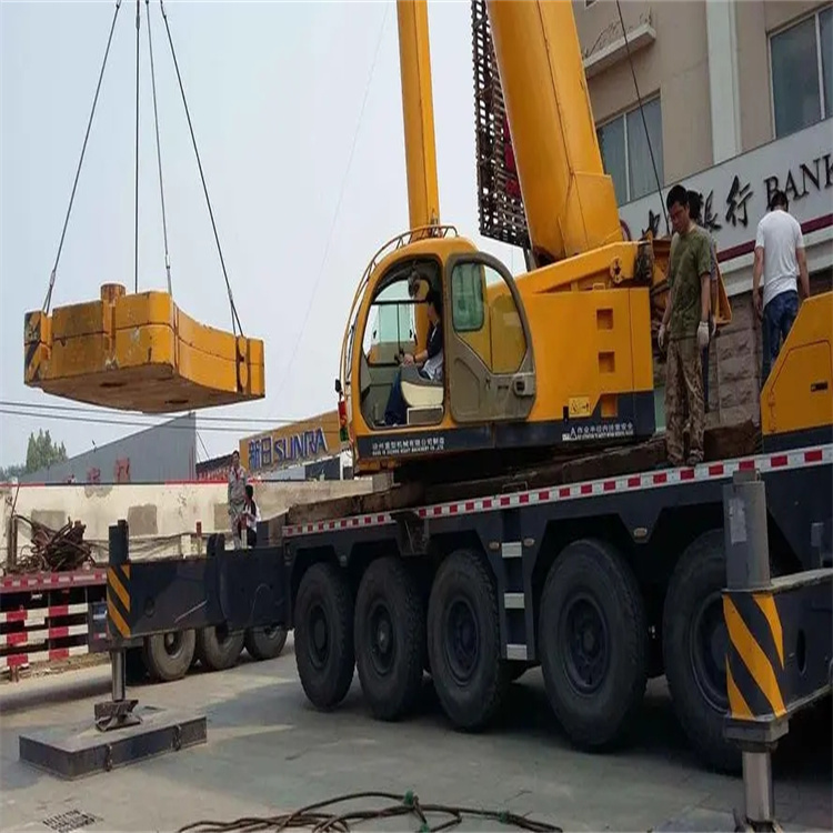 大涌镇当地吊车出租|机器吊装|75吨|工厂搬迁服务